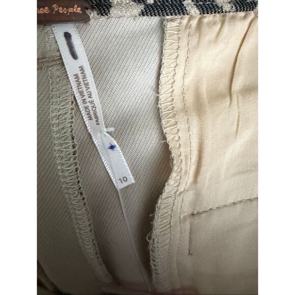 Free People High Rise Leopard print denim pants - Picture 7 of 8